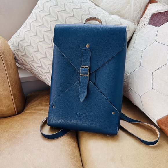 🎒 Experience Sustainability with the MUD Handcrafted Backpack🍀 - Picture 1 of 8